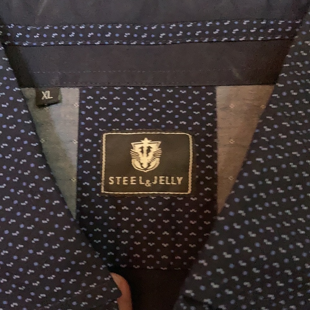 Small pattern blue button down. - Picture 2 of 4